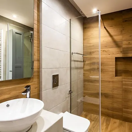 Daire Cosy Haven Hidden Gem In The Center Kalamata