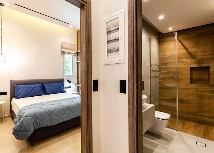 Cosy Haven Hidden Gem In The Center Апартаменты *