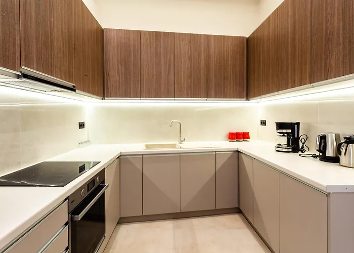 Апартаменты Cosy Haven Hidden Gem In The Center