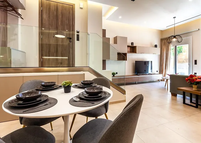 Cosy Haven Hidden Gem In The Center Апартаменты *